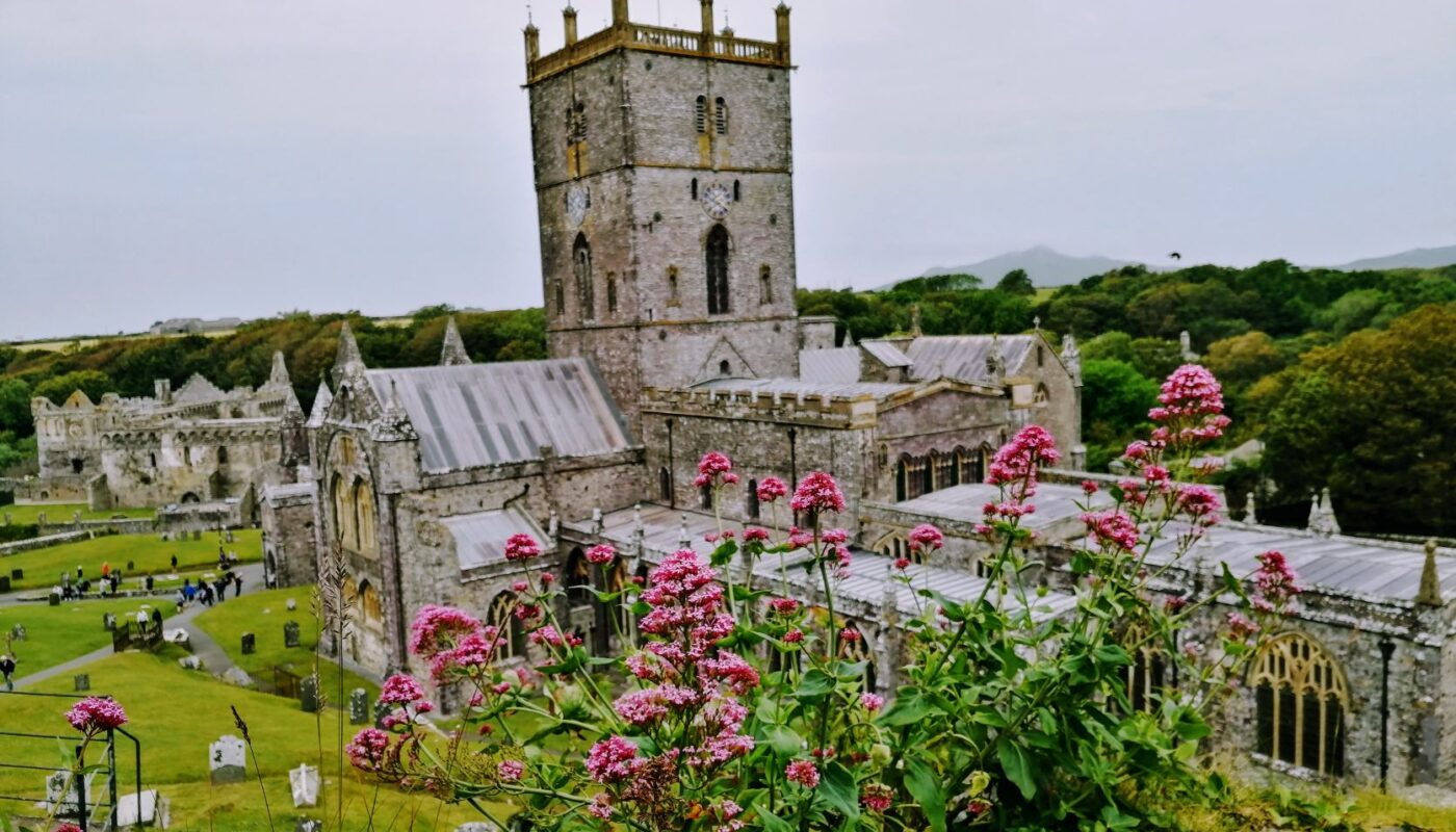 St Davids Cathedral flowers